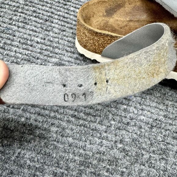 Betula Birkenstock Leo Sandals Womens 39/ 8-8.5 Silver Metal Buckle 3 Strap - Picture 9 of 10
